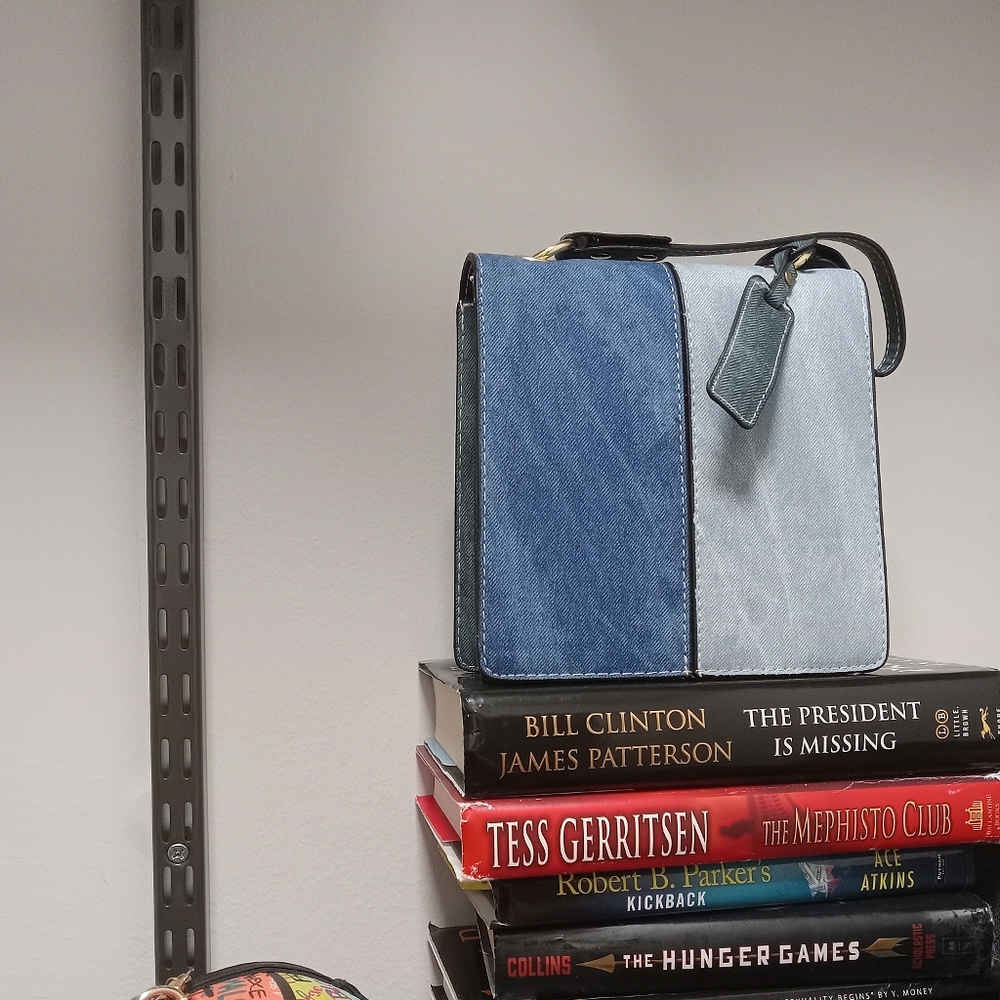 Purse - Picture 5 of 5
